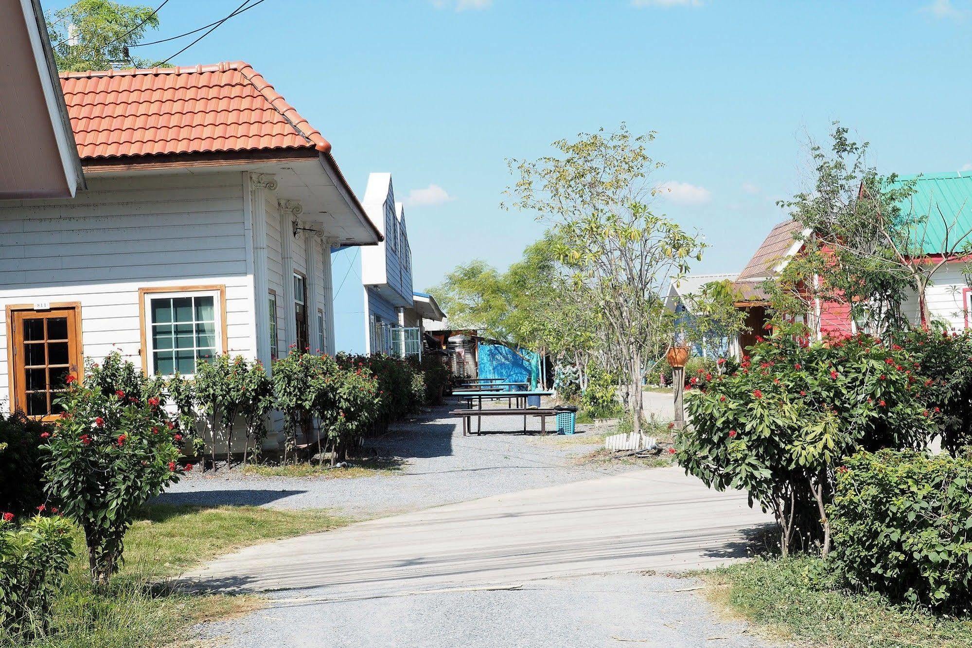 Tonrak Resort Ban Ongkharak Eksteriør billede